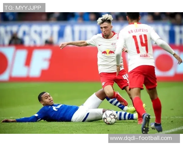 友谊赛激战:多特蒙德小胜莱比锡红牌事件引发全场热议 友谊赛激战:多特蒙德小胜莱比锡红牌事件引发全场热议