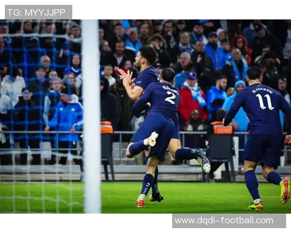 足总杯精彩对决巴黎圣日耳曼点球大战险胜本菲卡全场沸腾 足总杯精彩对决巴黎圣日耳曼点球大战险胜本菲卡全场沸腾