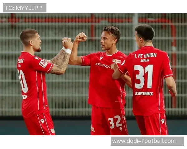 巴黎圣日耳曼逆转波尔图6-2全场沸腾战术解析与精彩瞬间回顾