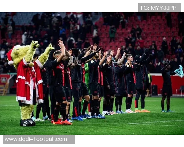 国王杯精彩对决里昂大胜拜仁补时进球引爆全场激情 国王杯精彩对决里昂大胜拜仁补时进球引爆全场激情