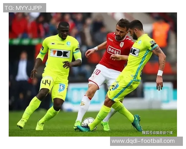 欧冠激战莱比锡大胜巴黎红牌事件引发全场热议与转会传闻