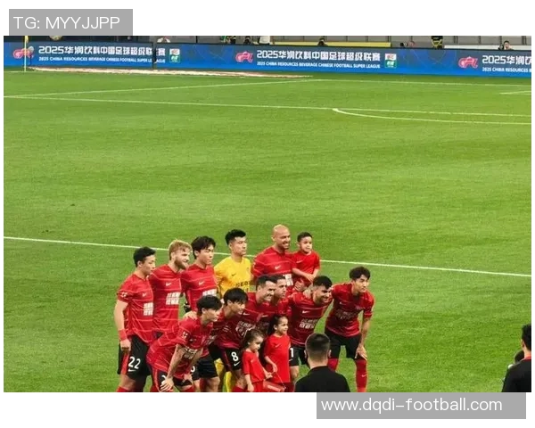 中超热战：多特蒙德狂胜曼联五球绝杀引发全场狂欢数据分析揭秘